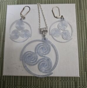 3D Printed Celtic Swirl Necklace And Earring Set